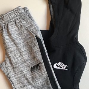 Nike Outfit /Black Hoodie w/ Matching Athletic Pant’s